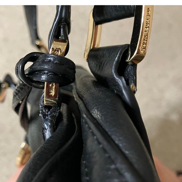 MICHAEL KORS, LARGE BLACK PEBBLED LEATHER WOMENS HADNBAG - Picture 15 of 16